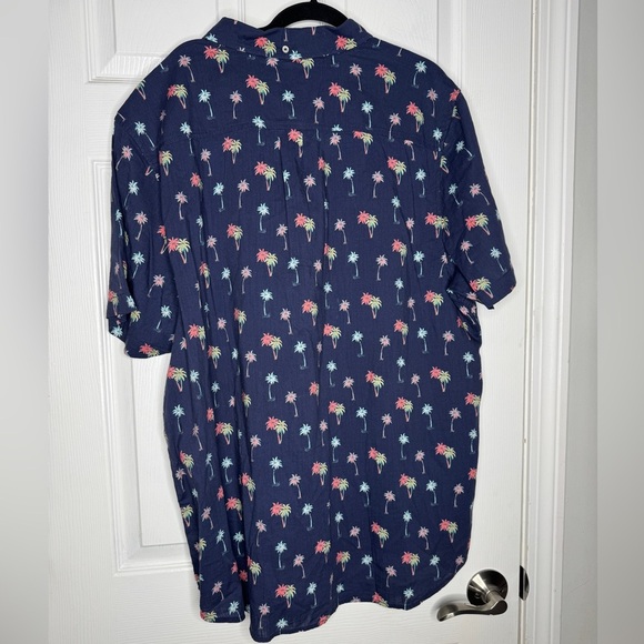 CHUBBIES Men’s Friday Neon Palm Trees Navy Blue Button Down Size XXL Vacation - Picture 2 of 6